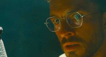 Jurassic Style: Jonathan Bailey’s Slutty Little Glasses