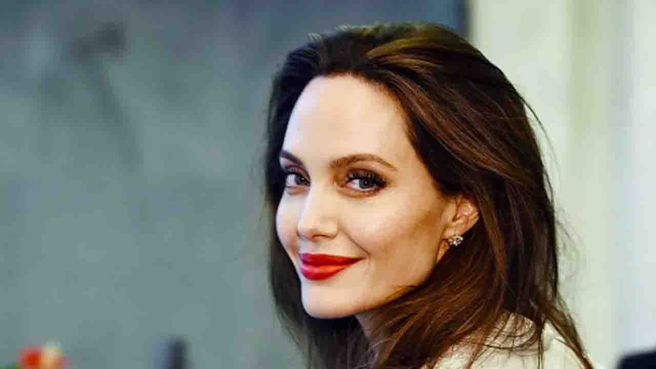 Angelina Jolie Returns